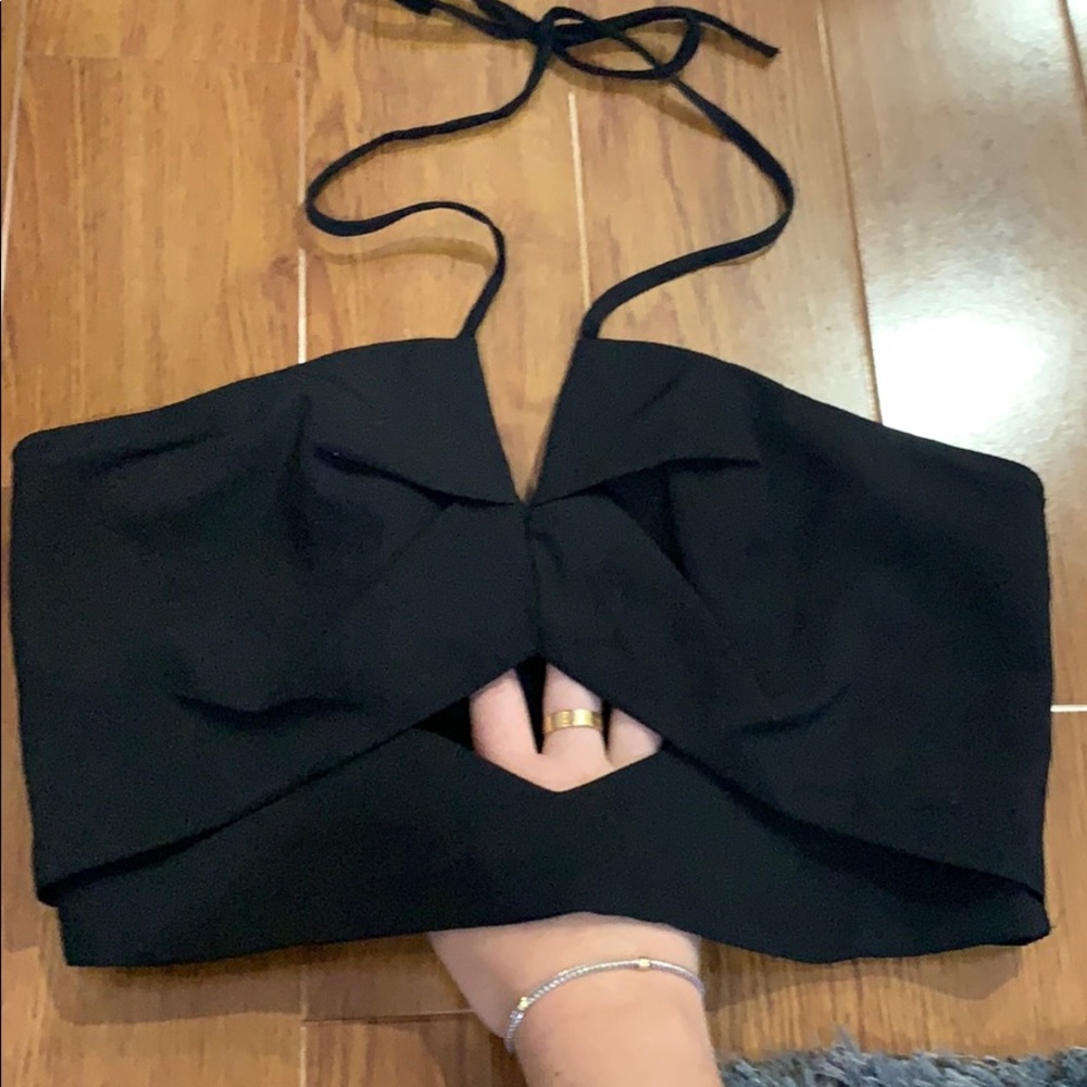 Going out cropped top